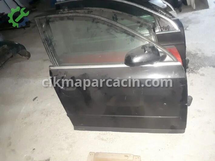 Audi A4 Sağ Ön Kapı çıkma parça