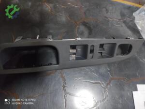 VW GOLF 5 SOL ÖN KAPI ÇEKME KOLU