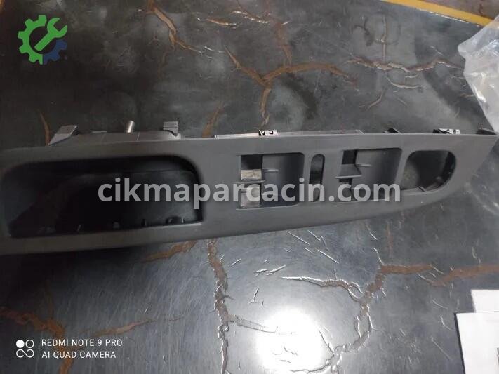 Volkswagen Golf Sol Ön Kapı Kolu çıkma parça