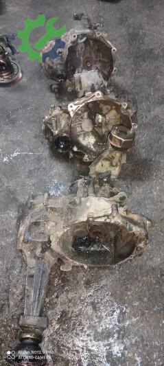 Volkswagen Transporter Şanzıman çıkma parça