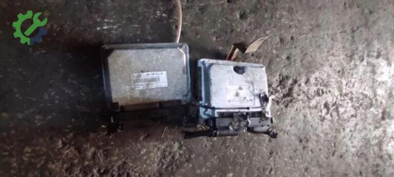 Volkswagen Bora ECU Beyni çıkma parça