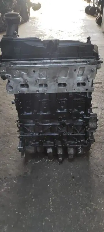 Audi A3 Sandık Motor çıkma parça