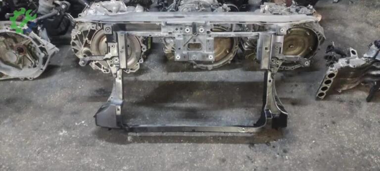 Volkswagen Passat Ön Panel çıkma parça