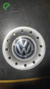 volkswagen bora çelik jant göbeği