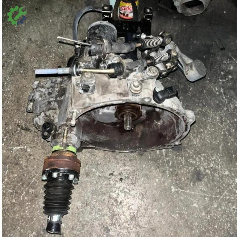 Skoda Fabia Şanzıman çıkma parça