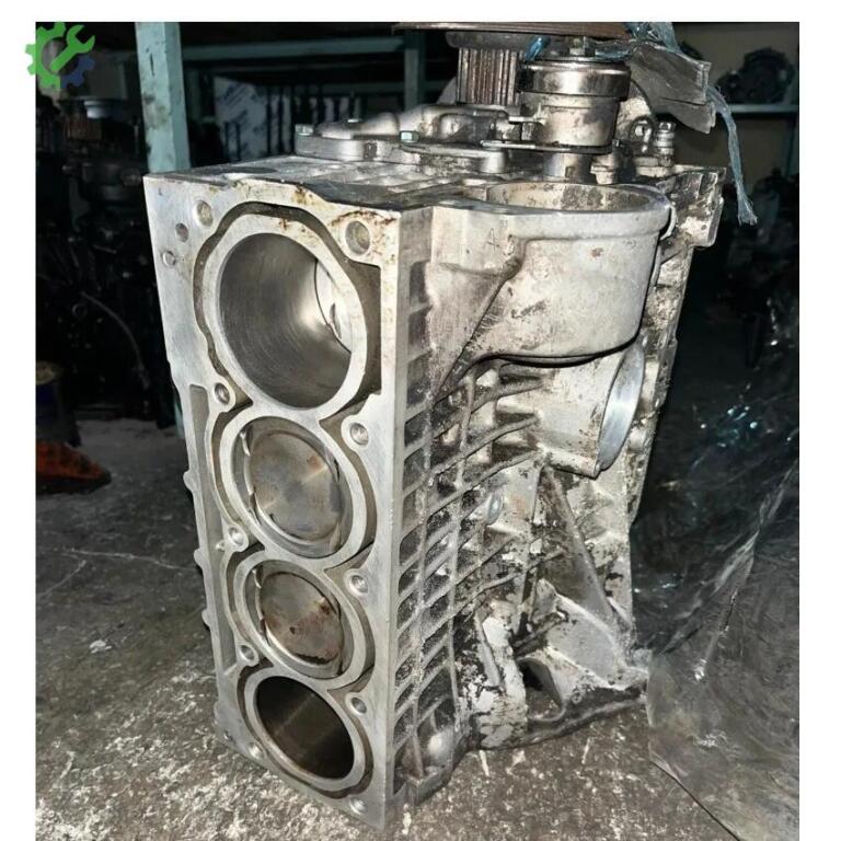 Volkswagen Passat Yarım Motor çıkma parça