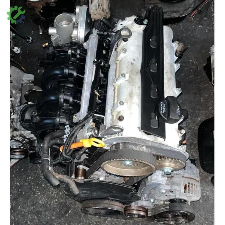 Volkswagen Passat Sandık Motor çıkma parça