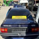 Opel Vectra a arka cam