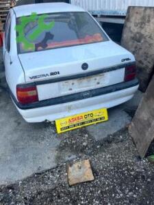 Opel Vectra A arka tampon beyaz hatasız