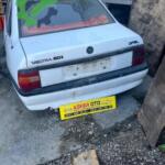 Opel Vectra A arka tampon beyaz hatasız
