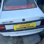 Opel Vectra A Bagaj kapağı beyaz hatasız