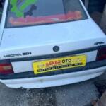 Opel Vectra A Bagaj kapağı beyaz hatasız