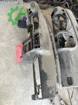 Opel Vectra Göğüs çıkma parça