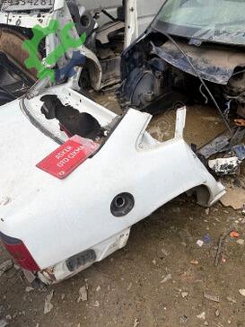 Opel Vectra Sağ Arka Çamurluk çıkma parça