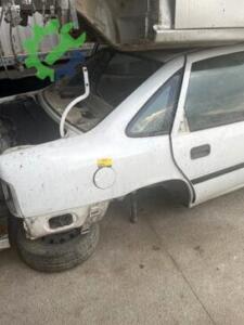 Opel Vectra A sağ arka çamurluk sağ arka kelebek camı