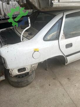 Opel Vectra Sağ Arka Çamurluk çıkma parça
