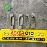 Opel Vectra a sağ arka tavan tutamacı