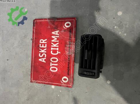 Opel Vectra Ön Cam Izgarası çıkma parça
