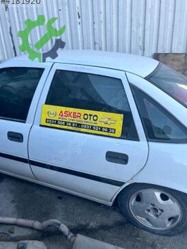 Opel Vectra Sol Arka Kapı Camı çıkma parça