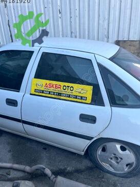 Opel Vectra Sol Arka Kapı Camı çıkma parça