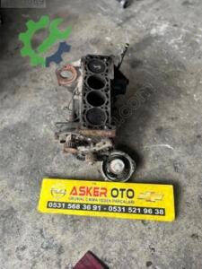 Opel VECTRA B 1.8 yarım motor