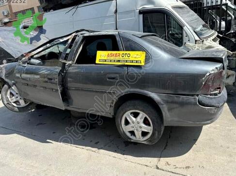 Opel Vectra Bardaklık çıkma parça