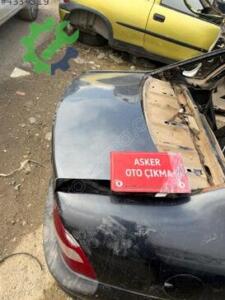 Opel Vectra b arka bagaj kapağı