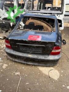 Opel Vectra b arka tampon