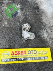 Opel Vectra b f 23 motor kulağı