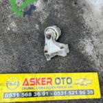 Opel Vectra b f 23 motor kulağı