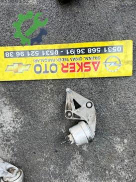 Opel Vectra Şanzıman Kulağı çıkma parça
