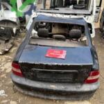 Opel Vectra b komple arka
