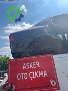 Opel Vectra B sağ arka çamurluk depo kapağı bagaj kapağı sol çamurluk