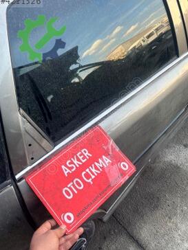 Opel Vectra Sağ Kapı Çıtası çıkma parça