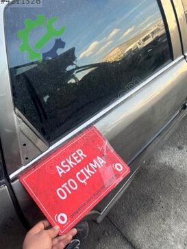 Opel Vectra Sağ Kapı Çıtası çıkma parça