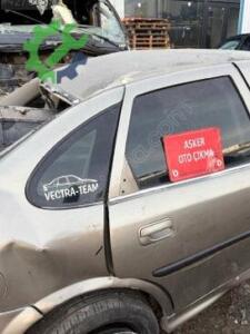 Opel Vectra b sağ arka kelebek camı