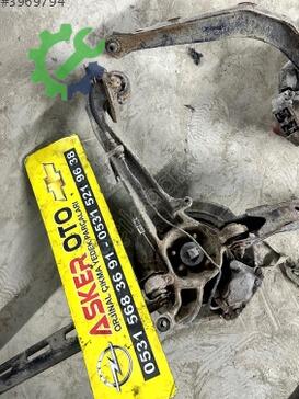 Opel Vectra Taşıyıcı çıkma parça