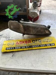 Opel Vectra b sağ far