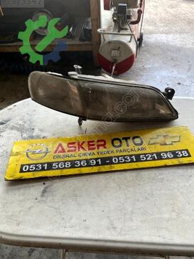 Opel Vectra Sağ Ön Far çıkma parça