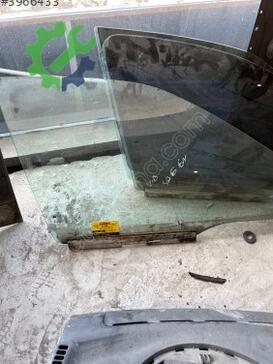 Opel Vectra Sağ Ön Çamurluk çıkma parça