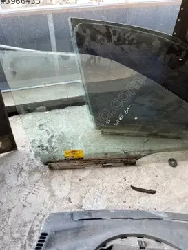 Opel Vectra Sağ Ön Çamurluk çıkma parça
