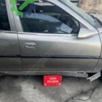 Opel Vectra b sağ ön kapı