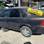 Opel Vectra b sol arka kapı
