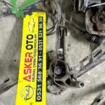 Opel Vectra b sol arka taşıyıcı