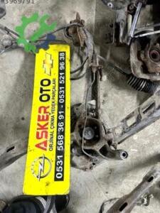 Opel Vectra b sol arka taşıyıcı