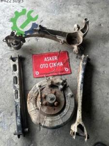 Opel Vectra b sol arka taşıyıcı