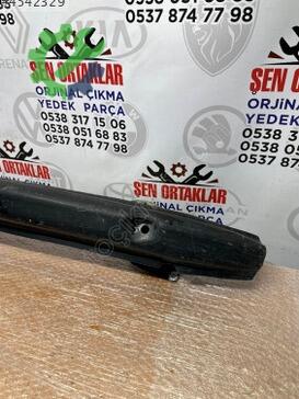Volkswagen Golf Arka Tampon Demiri 1J0807311 çıkma parça