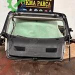Volkswagen Golf 5 arka bagaj kapağı dolu