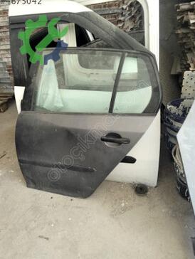 Volkswagen Golf Sol Arka Kapı çıkma parça