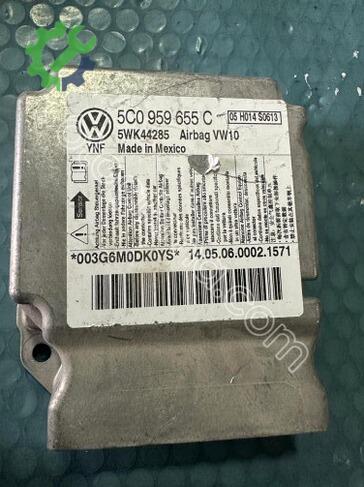 Volkswagen Golf Airbag Beyni (SRS) çıkma parça